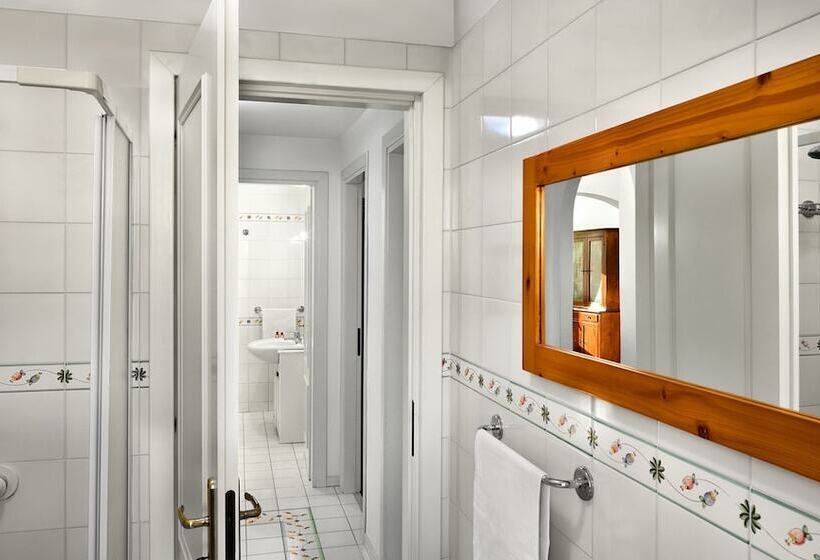 Sound Of The Sun Apartment