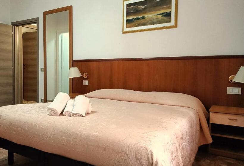 تختخواب و صبحانه Domus Cesena