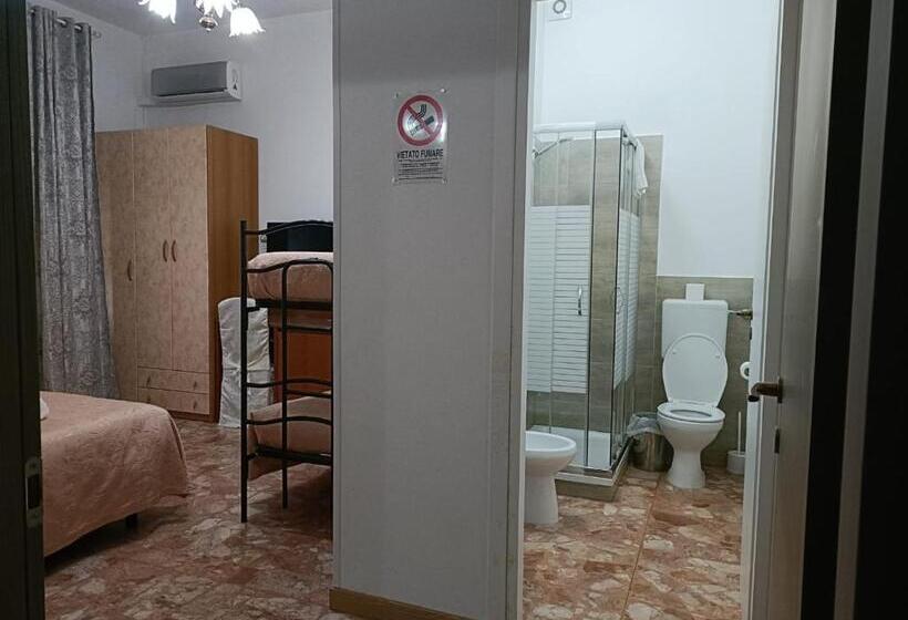 تختخواب و صبحانه Domus Cesena