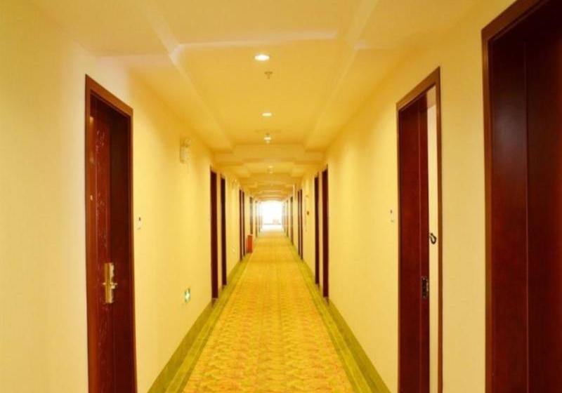 Отель Greentree Inn Beijing Fengtai Dacheng Road Huanleshuimofang Business