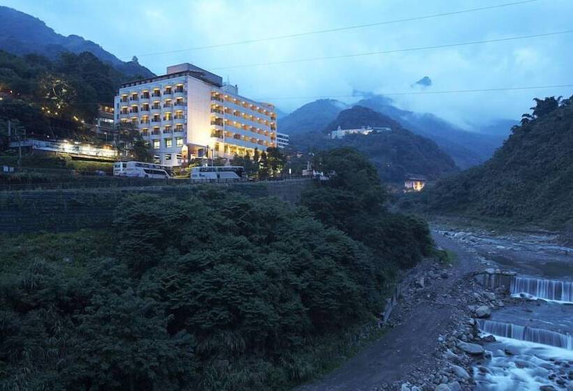 هتل King's Resort & Spa