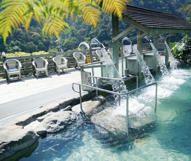 هتل King's Resort & Spa