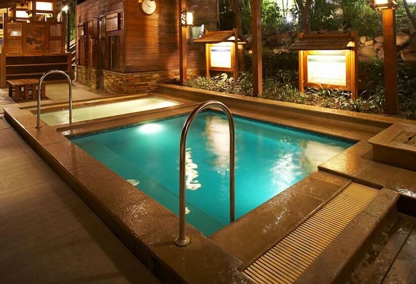 هتل King's Resort & Spa