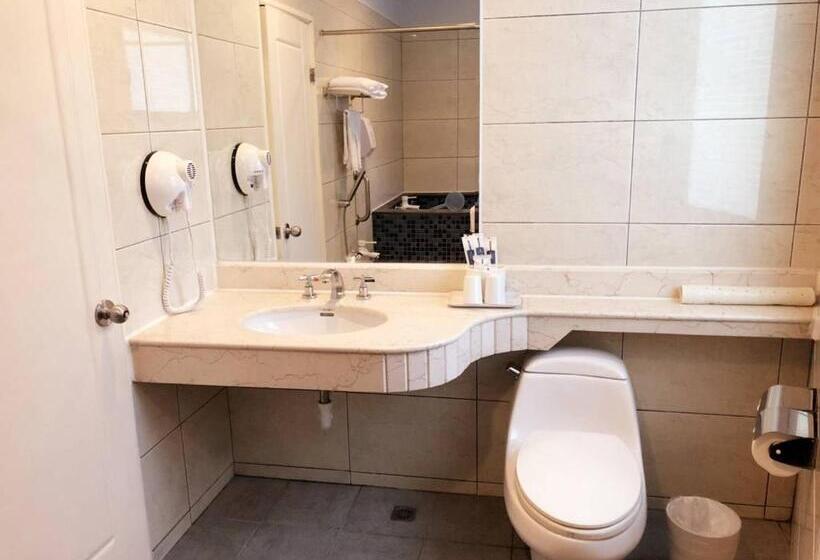 هتل King's Resort & Spa