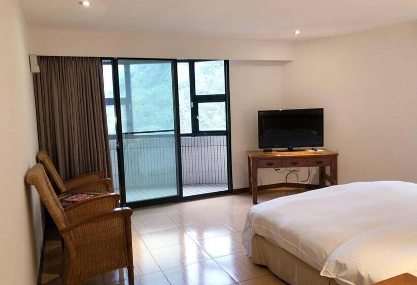 هتل King's Resort & Spa