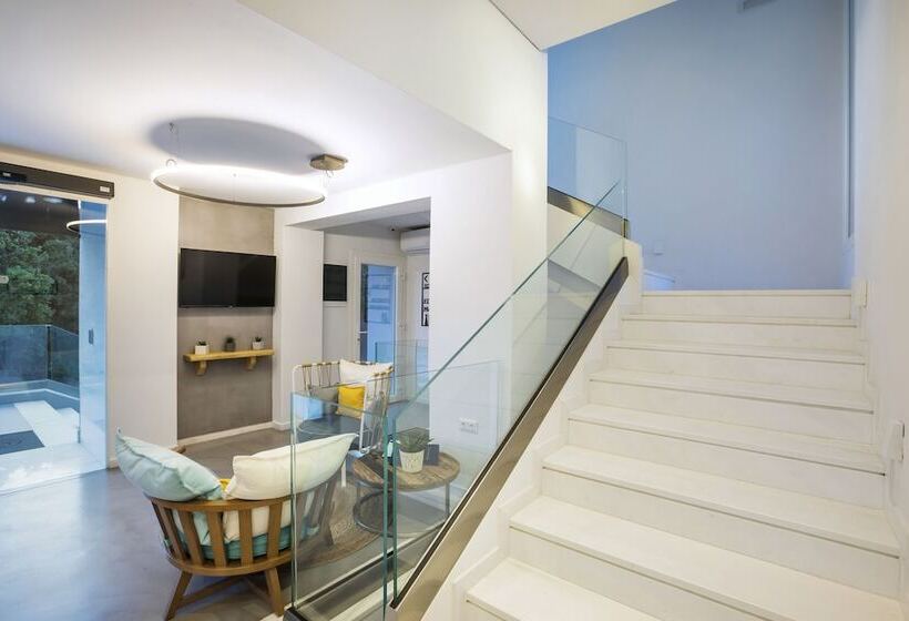 בית מלון כפרי Mirablue Luxury Residences