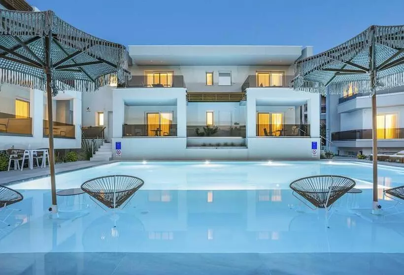 Hotelli Mirablue Luxury Residences