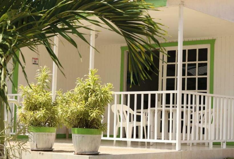 هتل Posada Caribbean Refuge