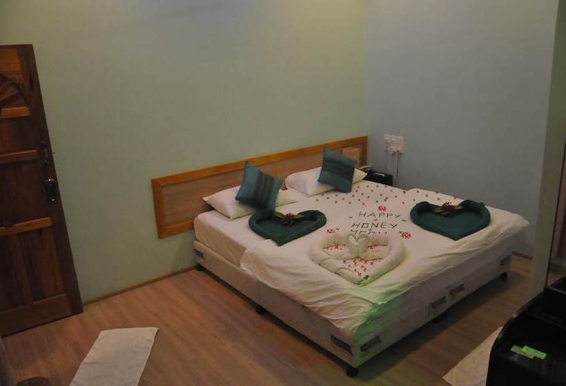 호텔 Rasdhoo Coralville