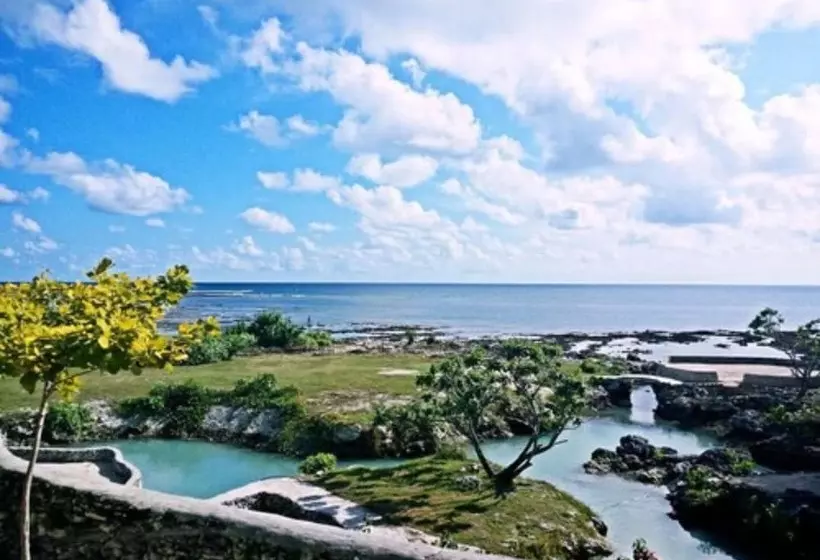 هتل Tanna Evergreen Resort & Tours