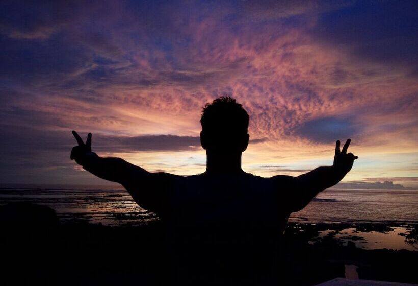 هتل Tanna Evergreen Resort & Tours