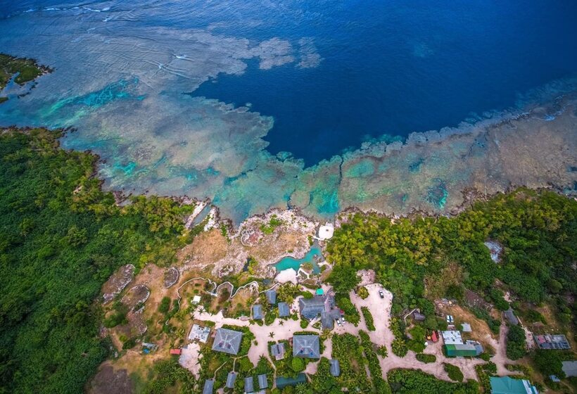 هتل Tanna Evergreen Resort & Tours