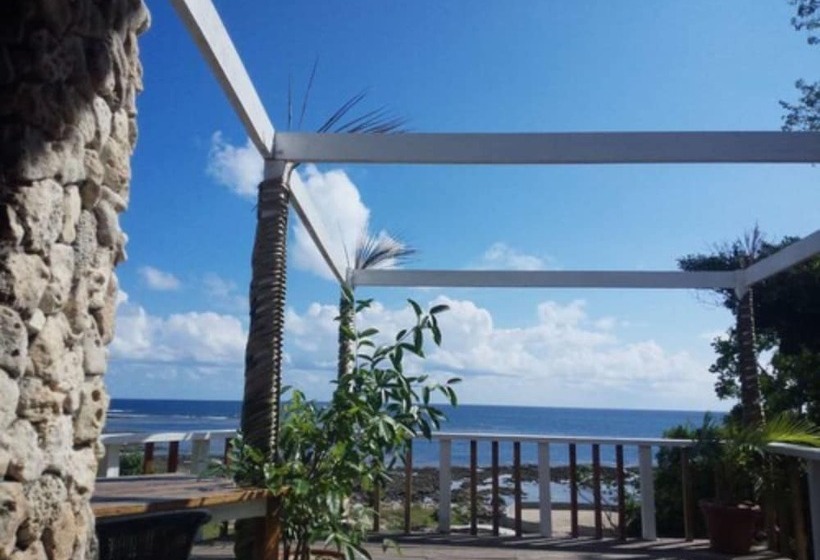 هتل Tanna Evergreen Resort & Tours