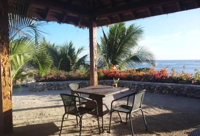 هتل Tanna Evergreen Resort & Tours