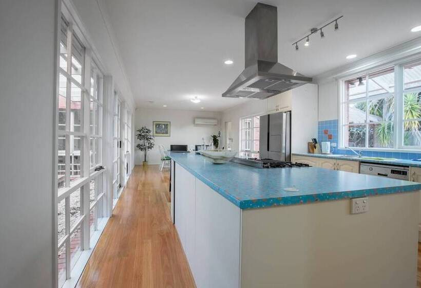 Lots Love Life Garden View Amazing Five Bedrooms