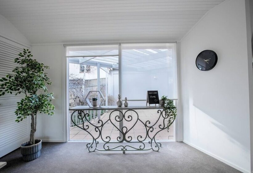 Lots Love Life Garden View Amazing Five Bedrooms