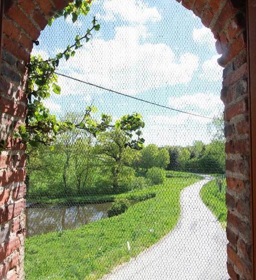 Bed and Breakfast Domaine De La Couture