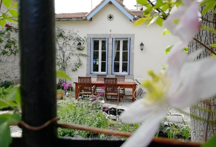 住宿加早餐  Le Petit Chateau