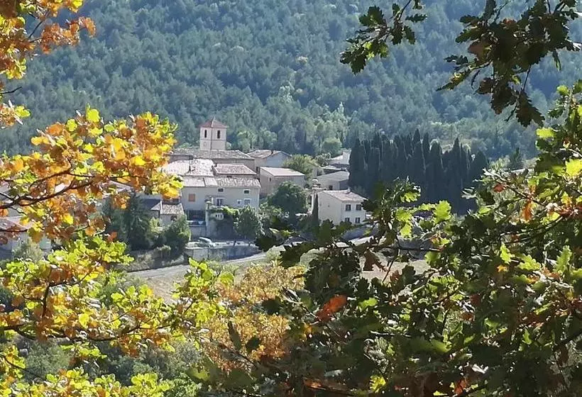 Aamiaismajoitus (B&B) Le Petit Chateau