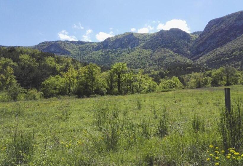 민박 Le Petit Chateau