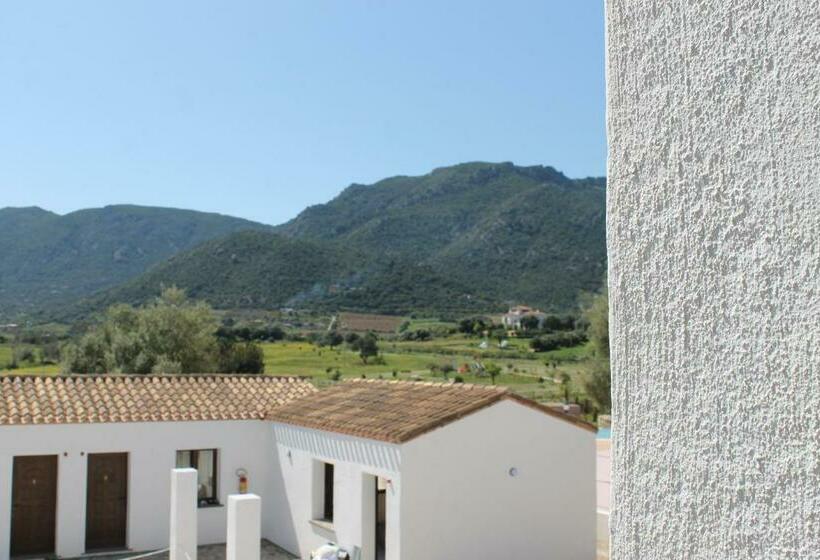 בית מלון כפרי Cort'e Nastasj