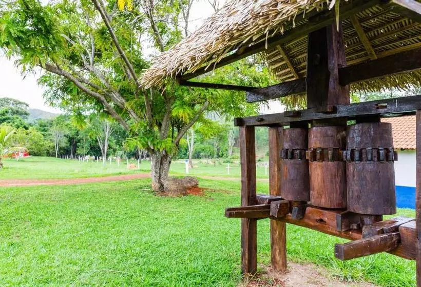 Hotelli Fazenda Serra Da Irara