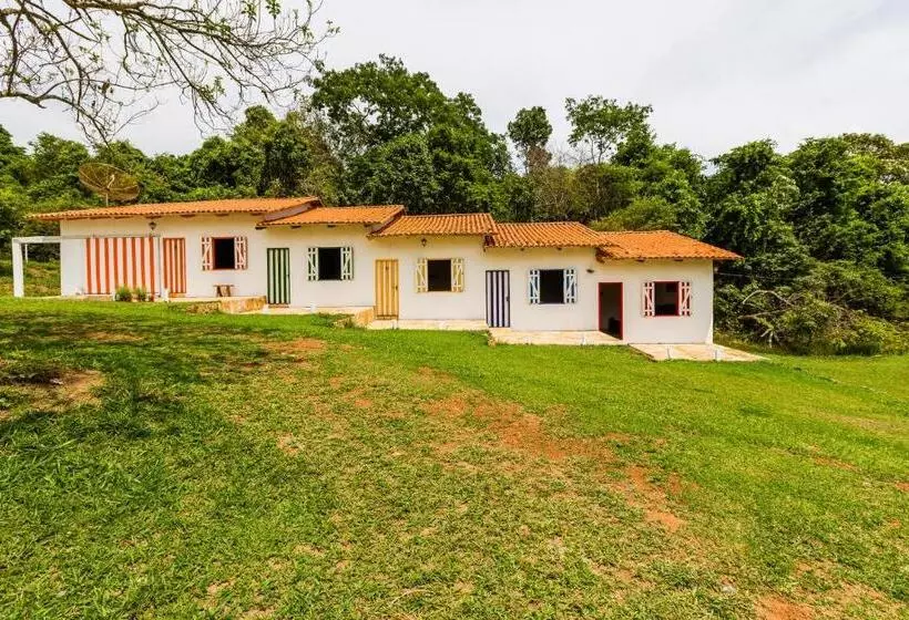 Hotelli Fazenda Serra Da Irara