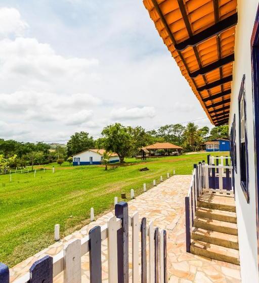 ホテル Fazenda Serra Da Irara