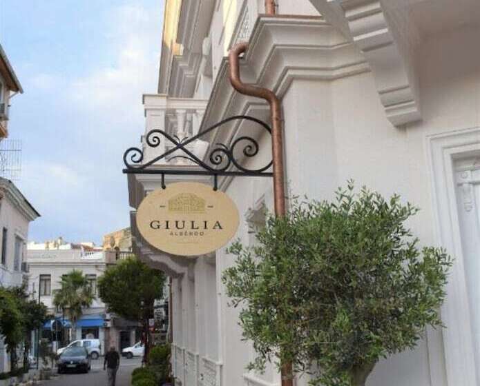 هتل Giulia Albérgo