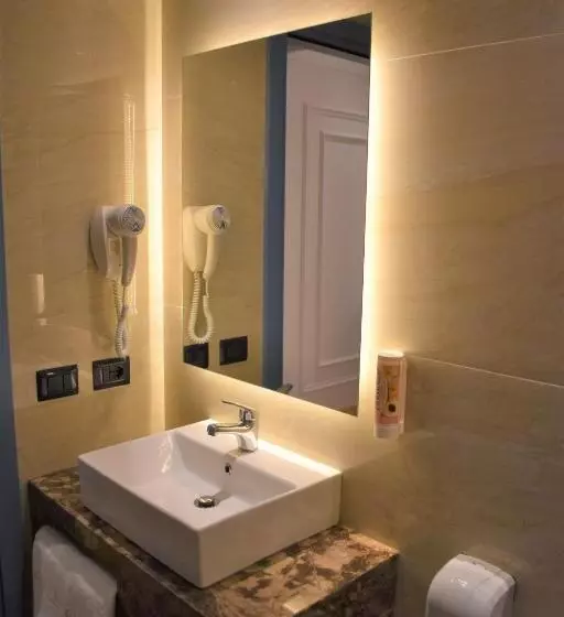 ホテル Giulia Albérgo