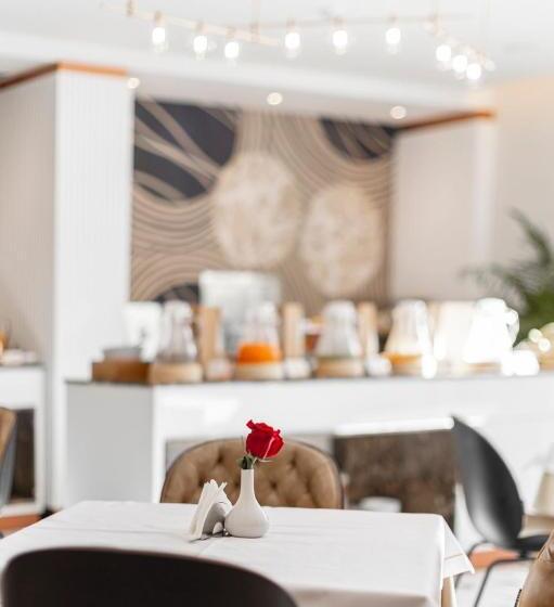 هتل Giulia Albérgo