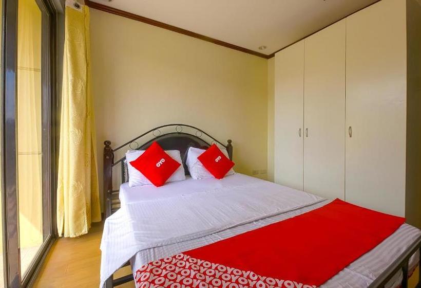 בית מלון כפרי Oyo 794 Regatta Residences