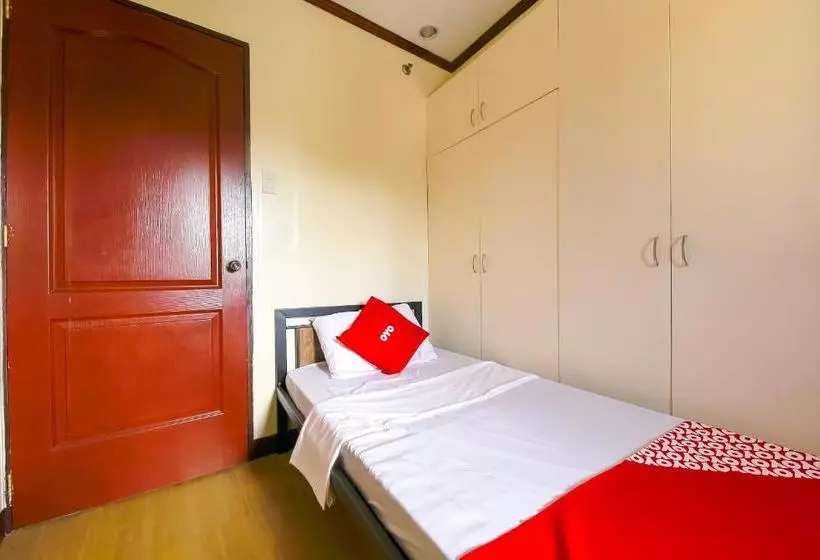 ホテル Oyo 794 Regatta Residences