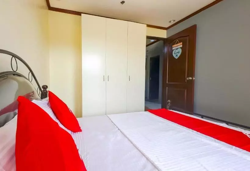 ホテル Oyo 794 Regatta Residences