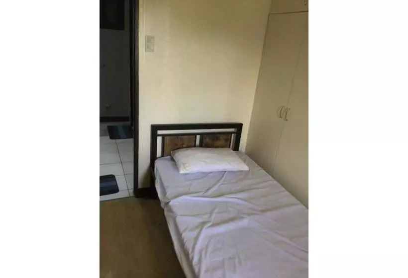 ホテル Oyo 794 Regatta Residences