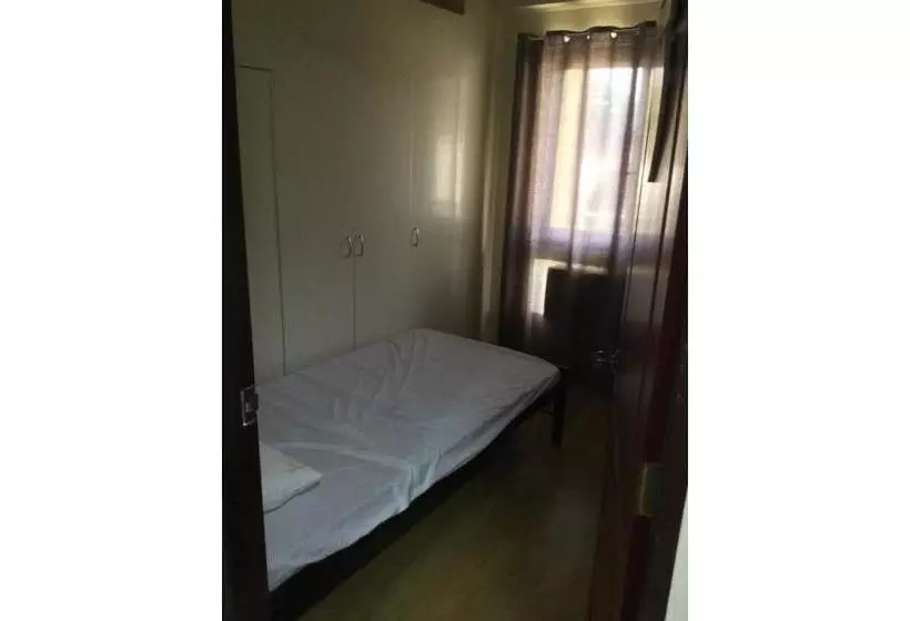 ホテル Oyo 794 Regatta Residences