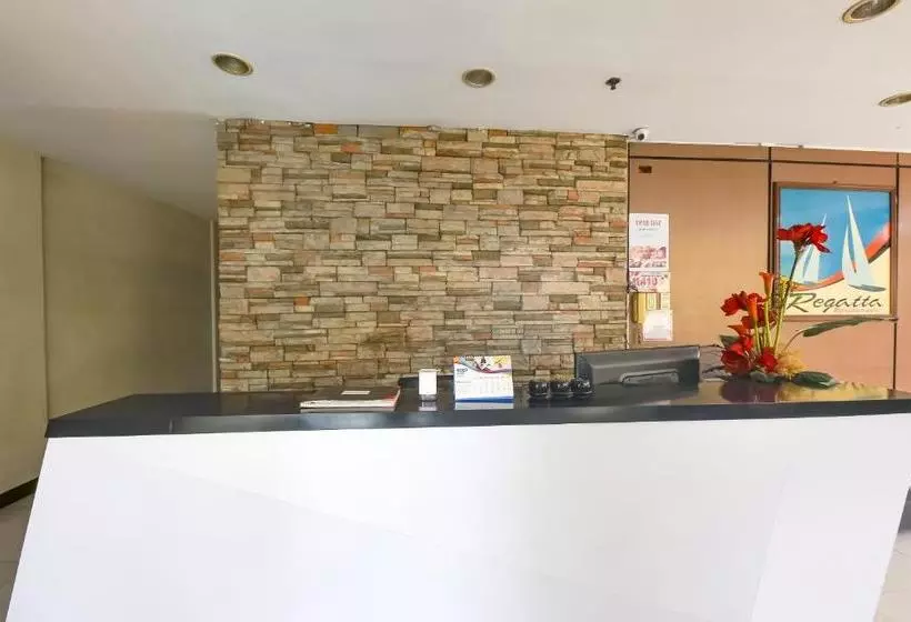 ホテル Oyo 794 Regatta Residences