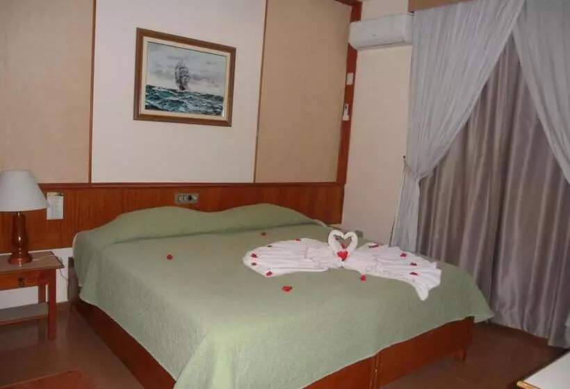 Hotelli Thermas Lagoa Santa