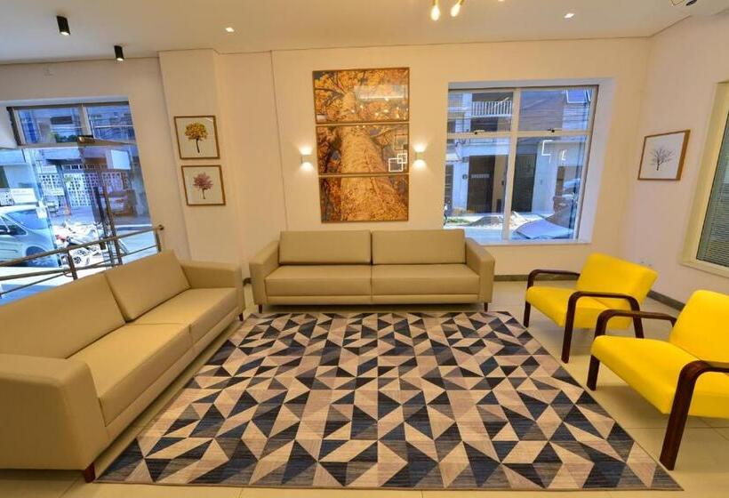 هتل Vinds Economic