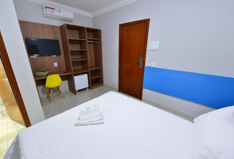 هتل Vinds Economic