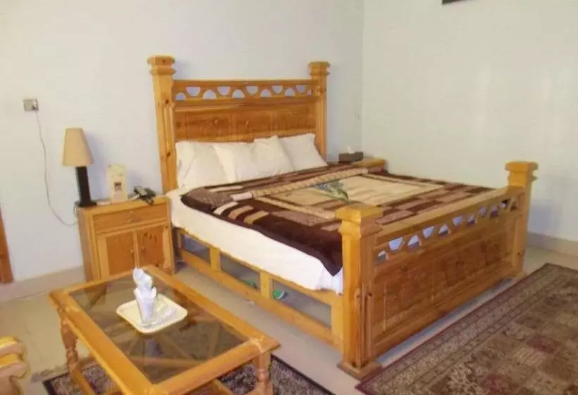 پانسیون Pak Palace Guest House Abbottabad