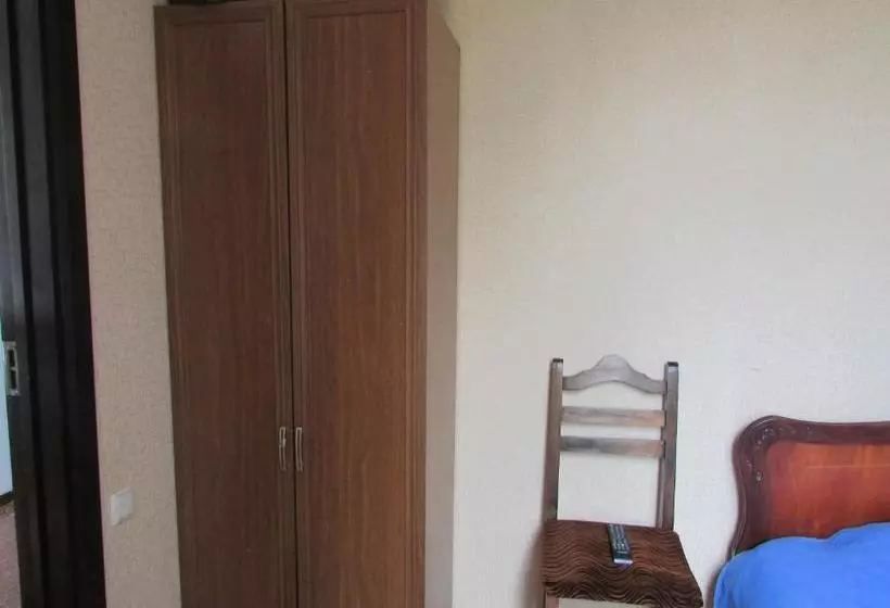 هاستل Jesis Batumi