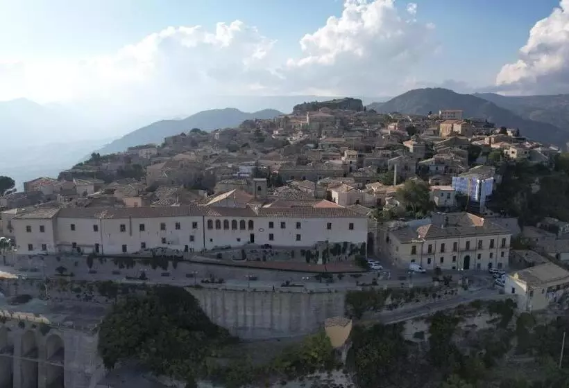 ホテル Albergo Palazzo Sant Anna