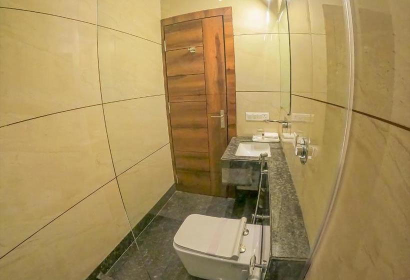 ホテル Hira Inn 10mins From Railway Station & Bus Station