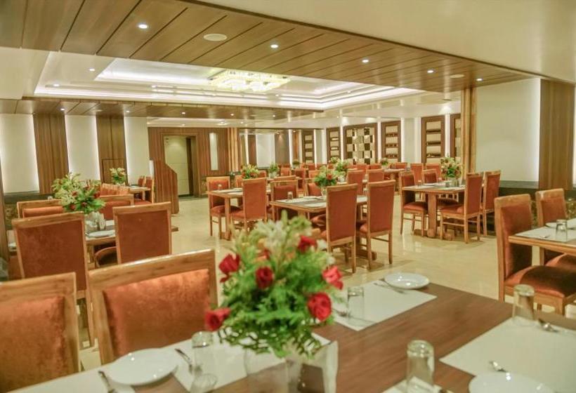 ホテル Hira Inn 10mins From Railway Station & Bus Station