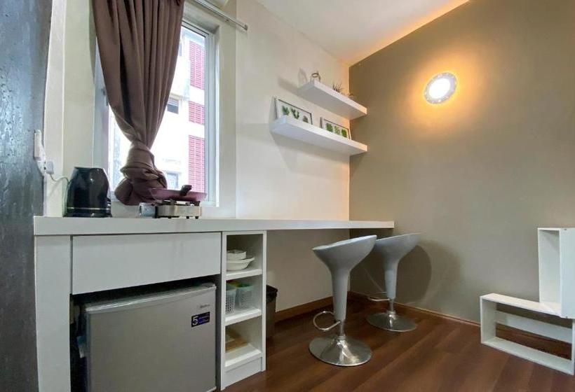 בית מלון כפרי Oyo 90222 Ling S Airbnb