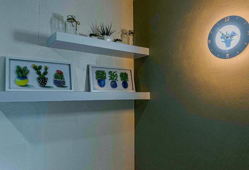 בית מלון כפרי Oyo 90222 Ling S Airbnb