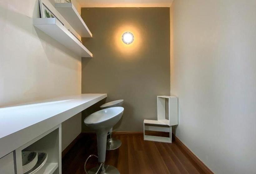 בית מלון כפרי Oyo 90222 Ling S Airbnb