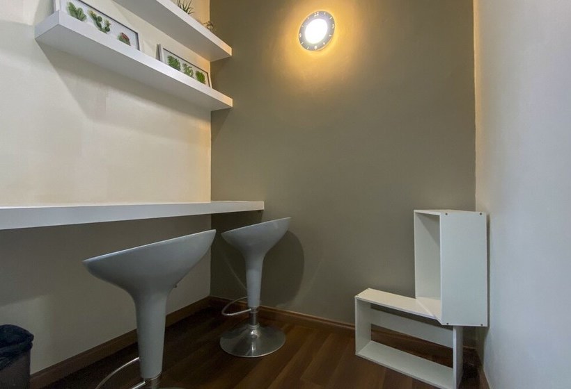 בית מלון כפרי Oyo 90222 Ling S Airbnb