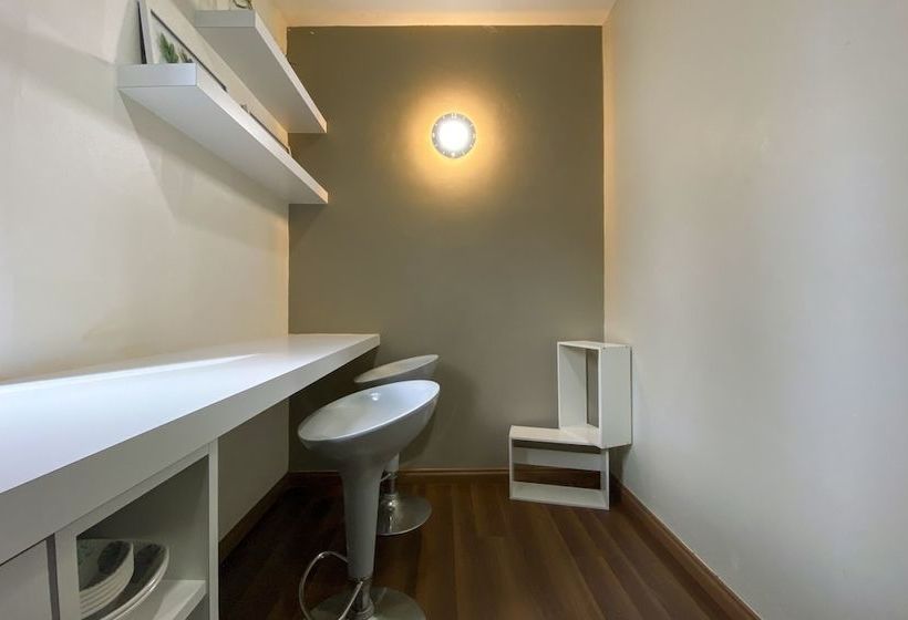 בית מלון כפרי Oyo 90222 Ling S Airbnb